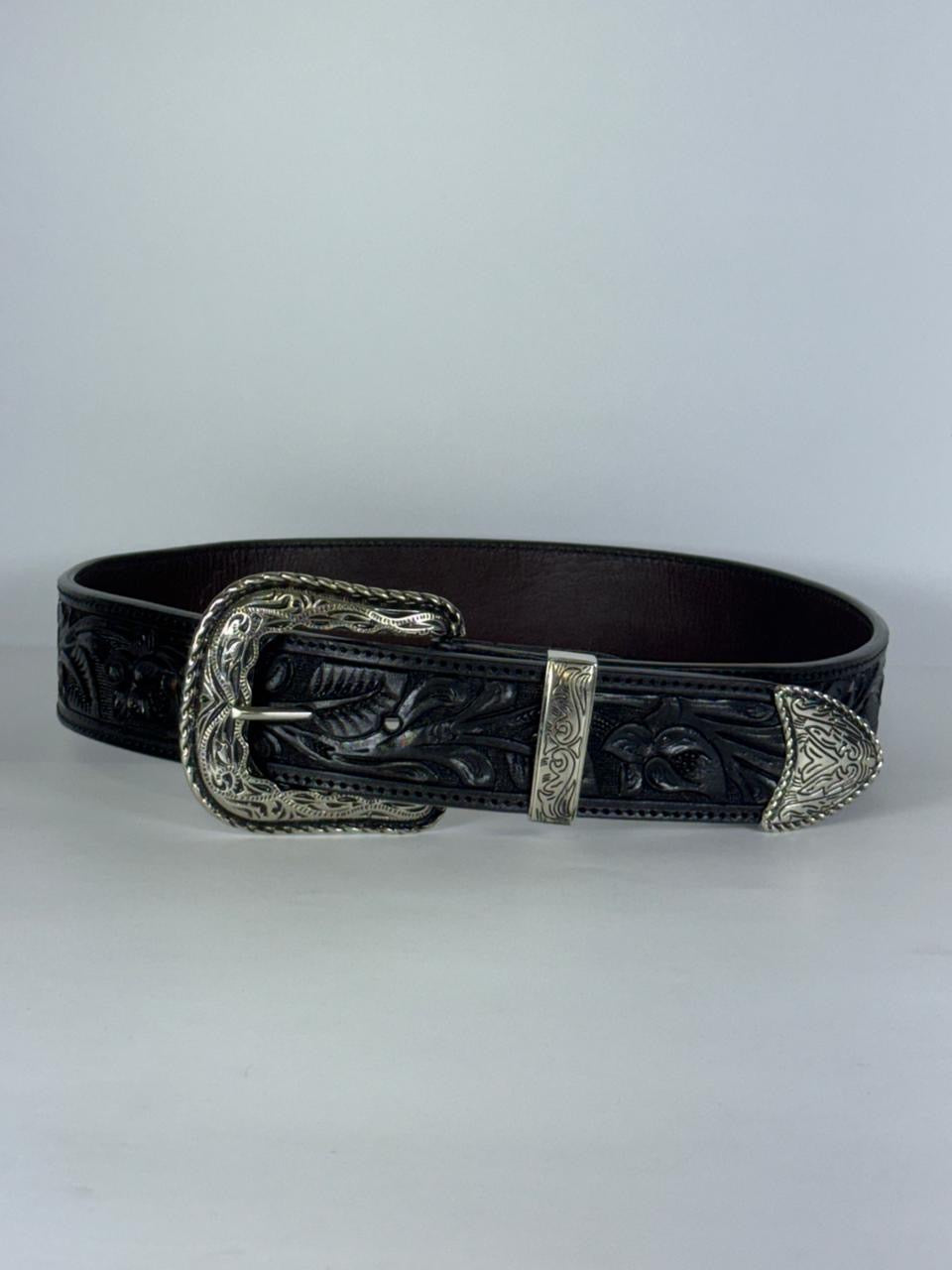 Cinturón cincelado floral negro 35