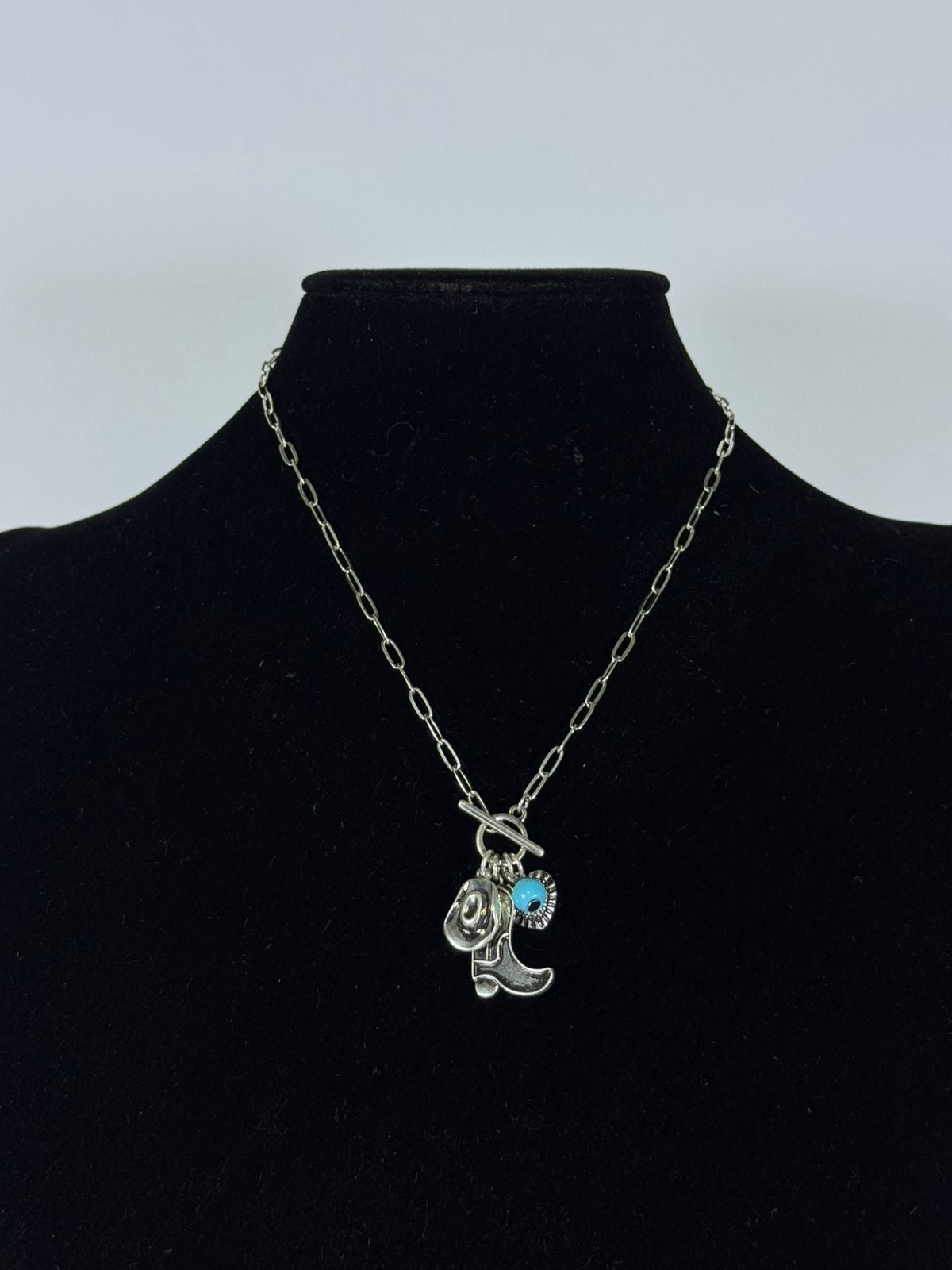Collar dijes plata 18