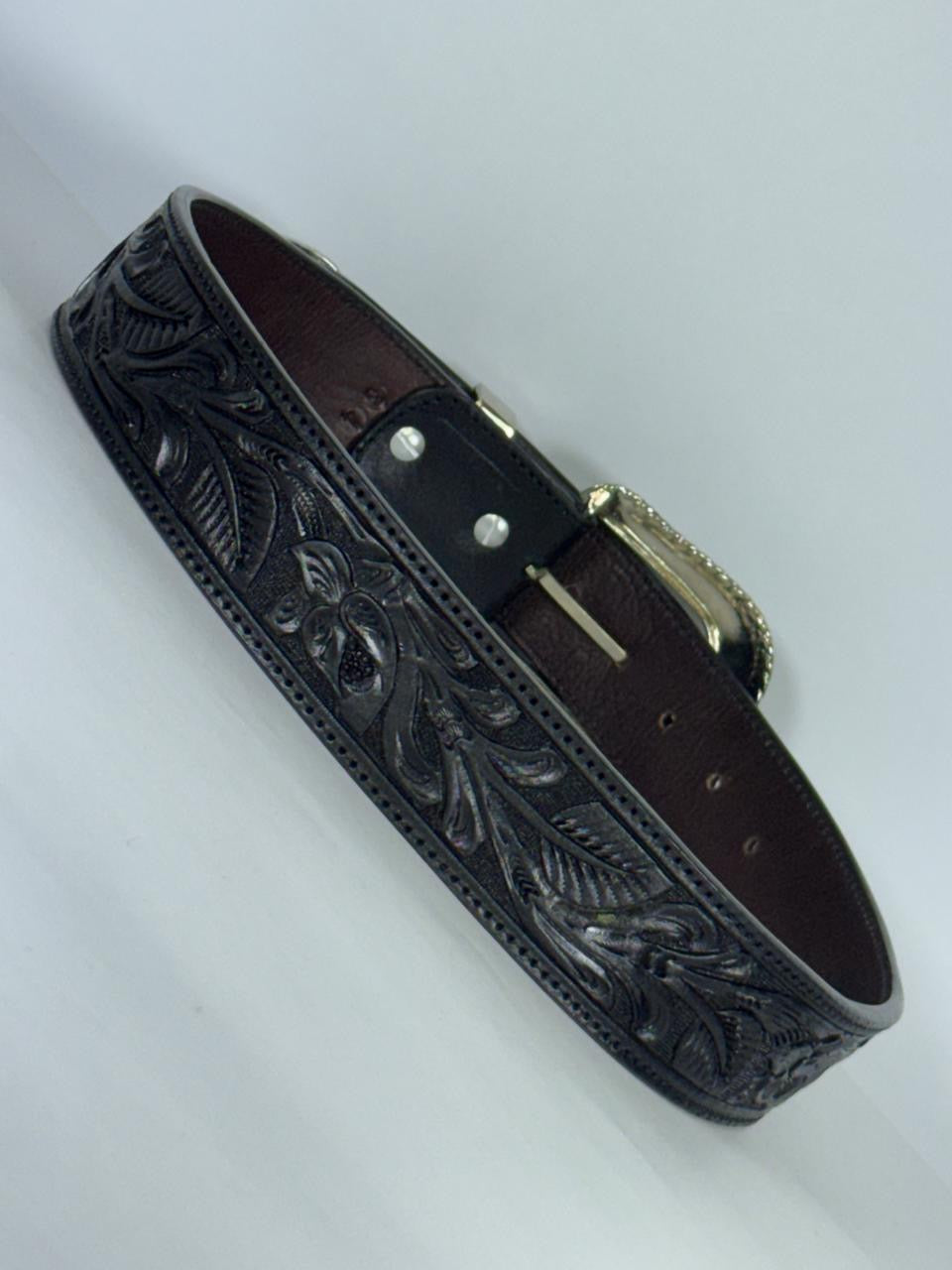 Cinturón cincelado floral negro 35