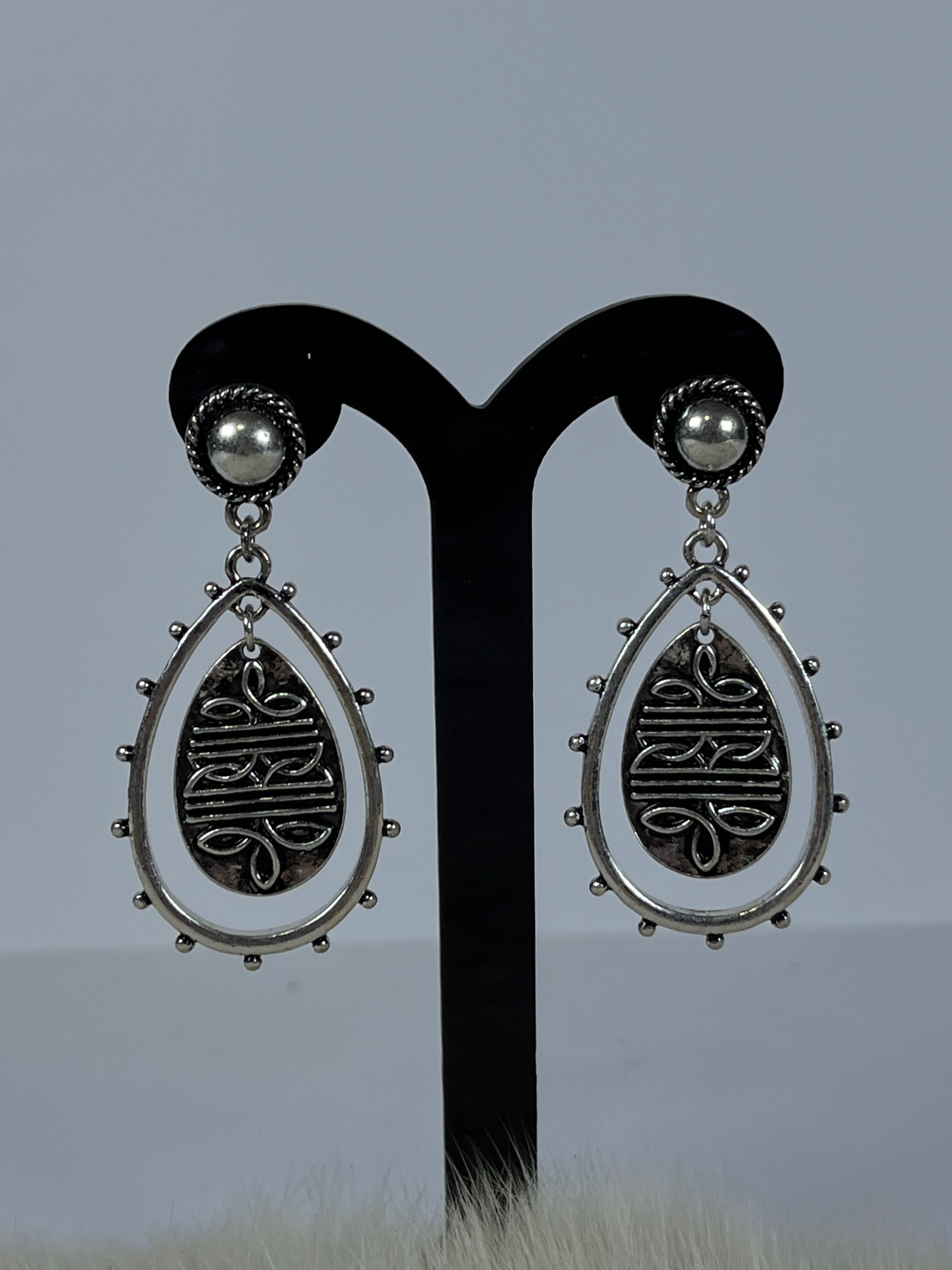 ARETES WESTERN 6