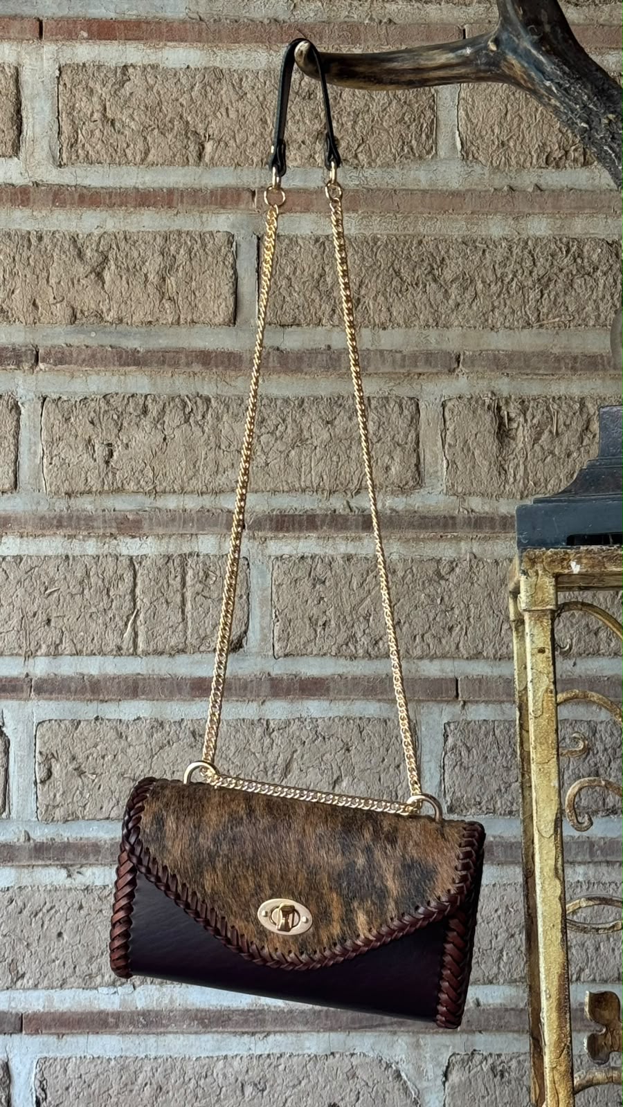 BOLSO ITZEL BARCINA GOLD 54