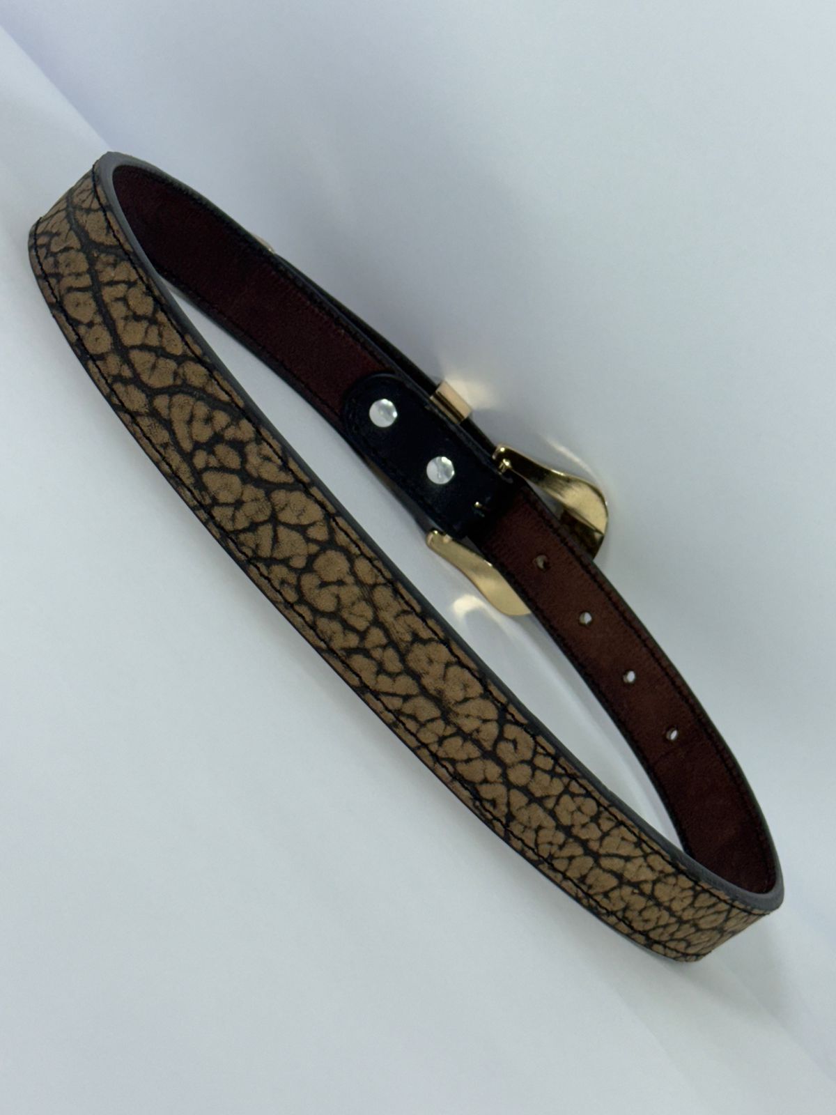 CINTURÓN WESTERN CUELLO DE TORO 24