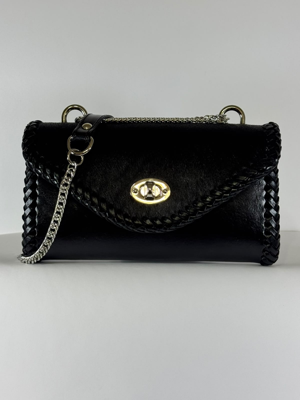 ITZEL HOLSTEIN BLACK 45