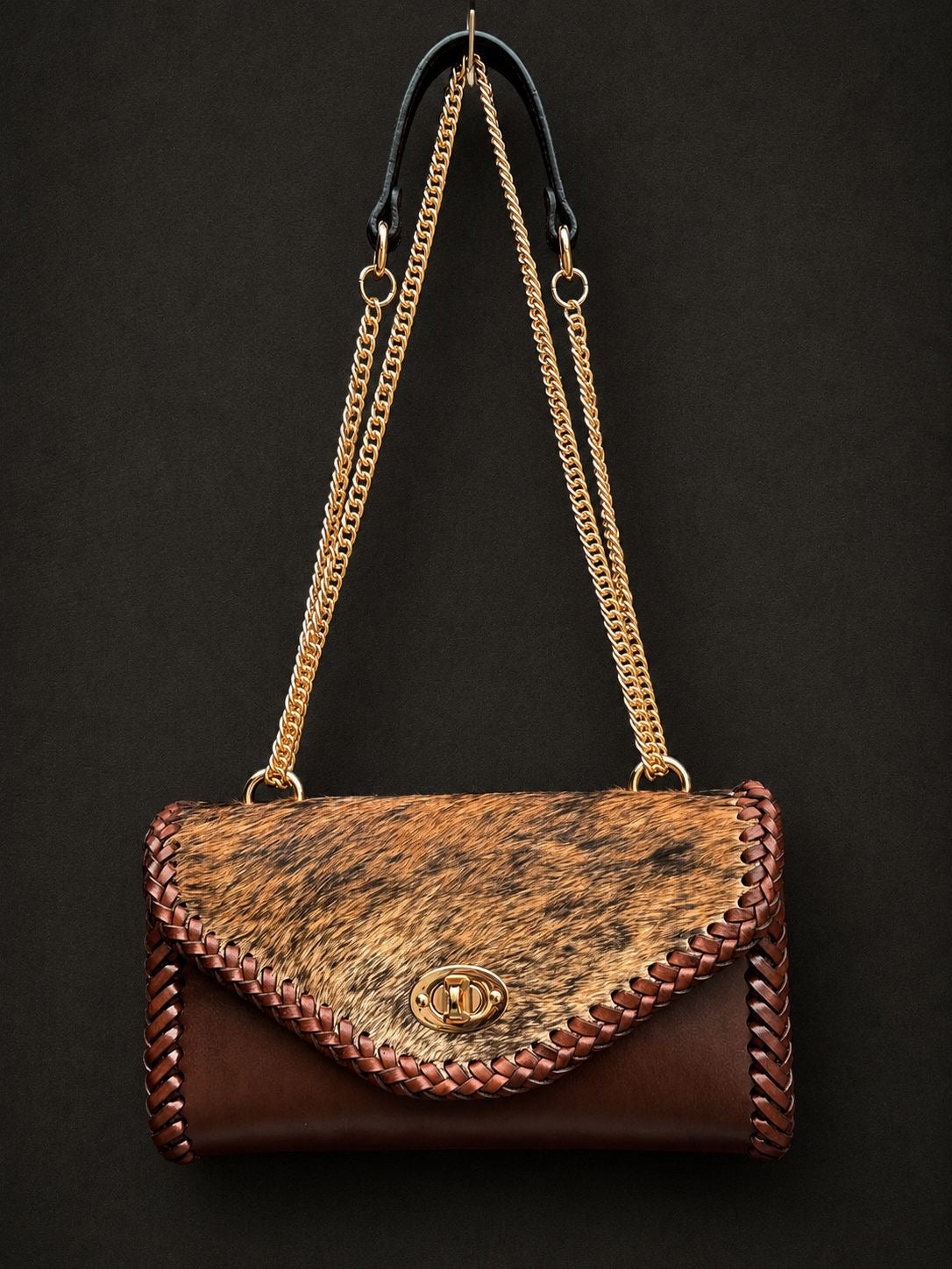 BOLSO ITZEL BARCINA GOLD 41