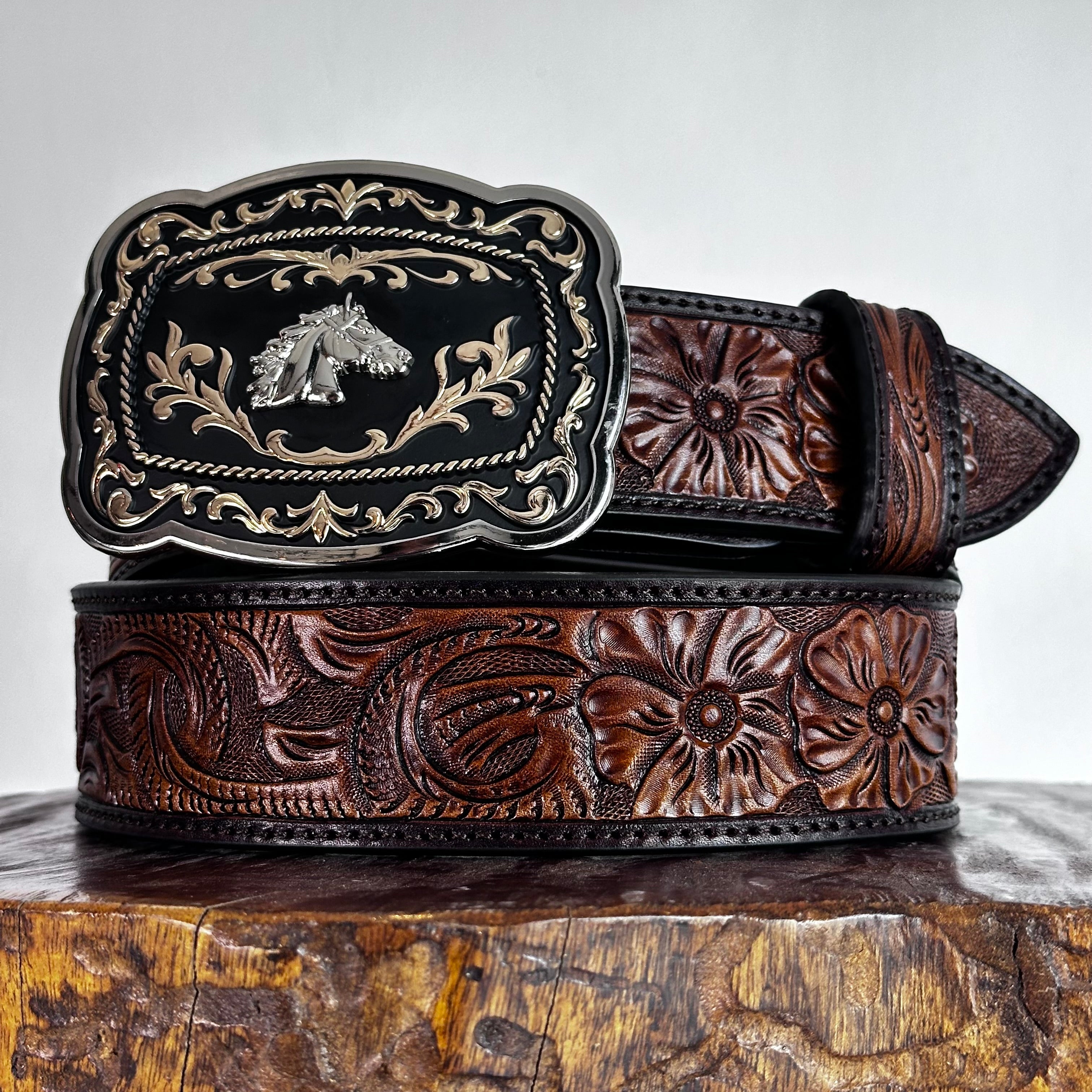 Cinturón Vaquero cincelado 6