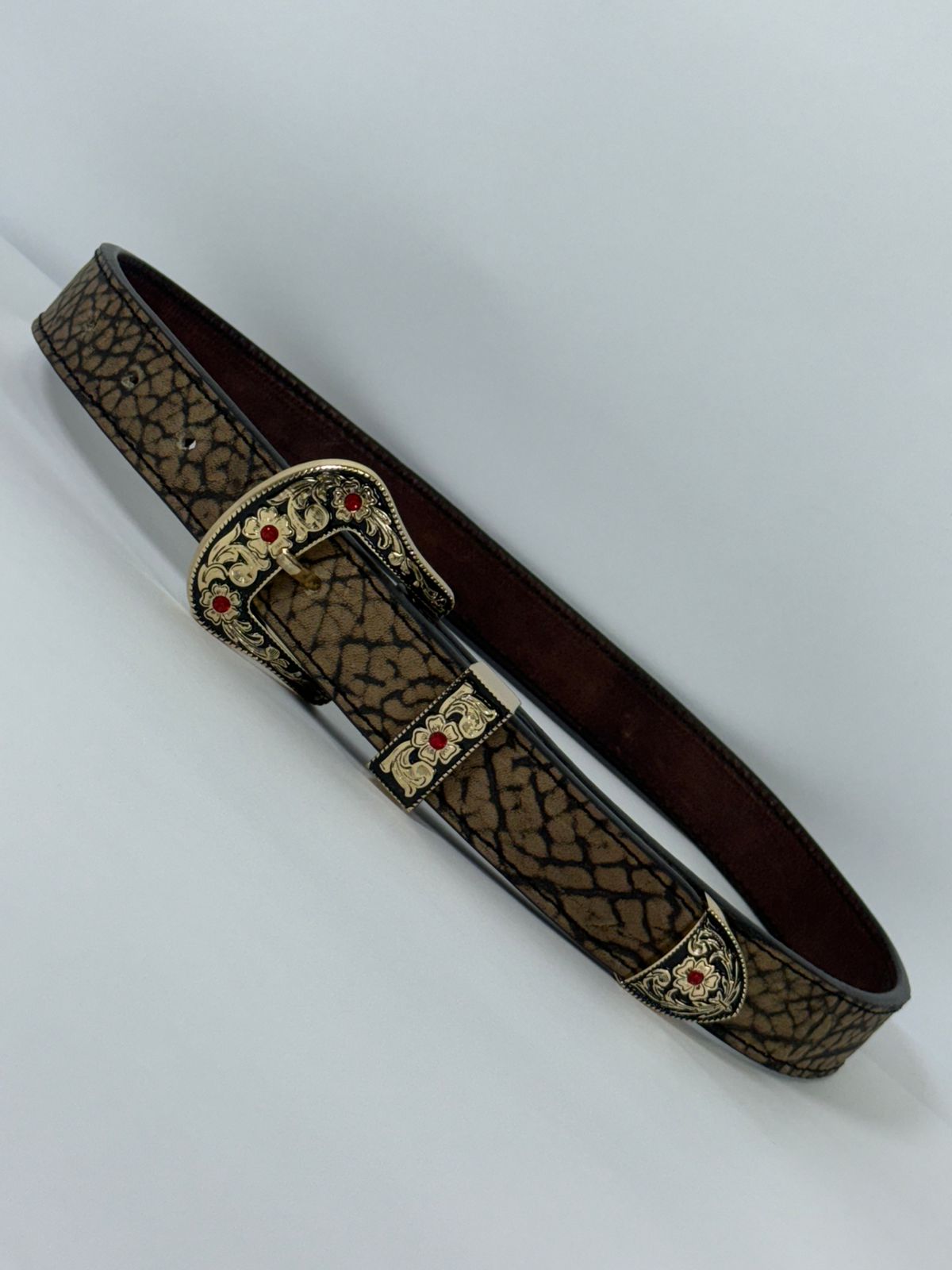 CINTURÓN WESTERN CUELLO DE TORO 24