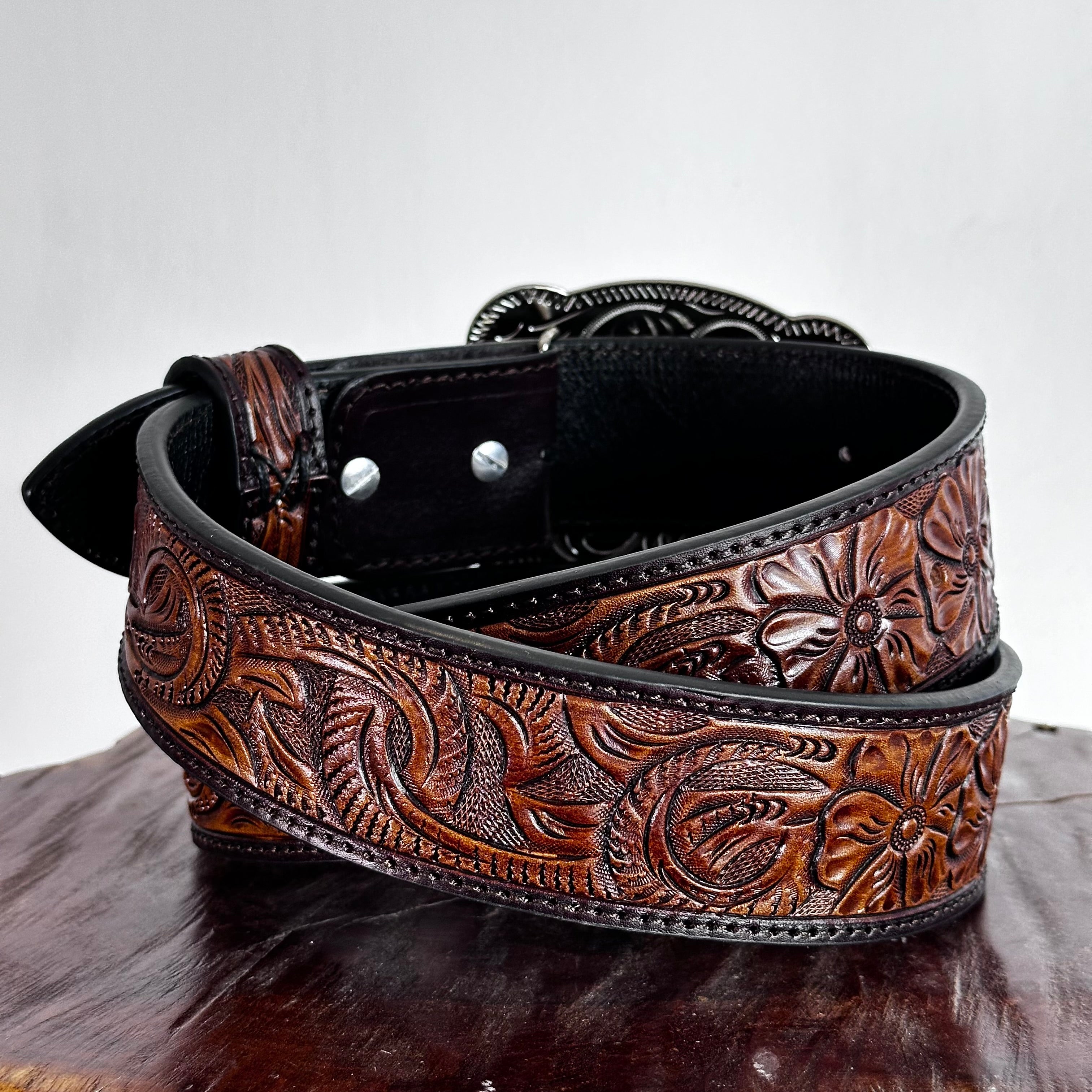 Cinturón Vaquero cincelado 6