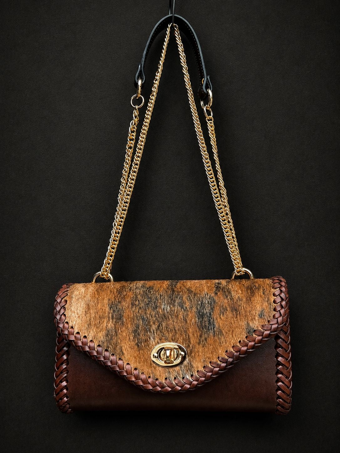 BOLSO ITZEL BARCINA GOLD 43