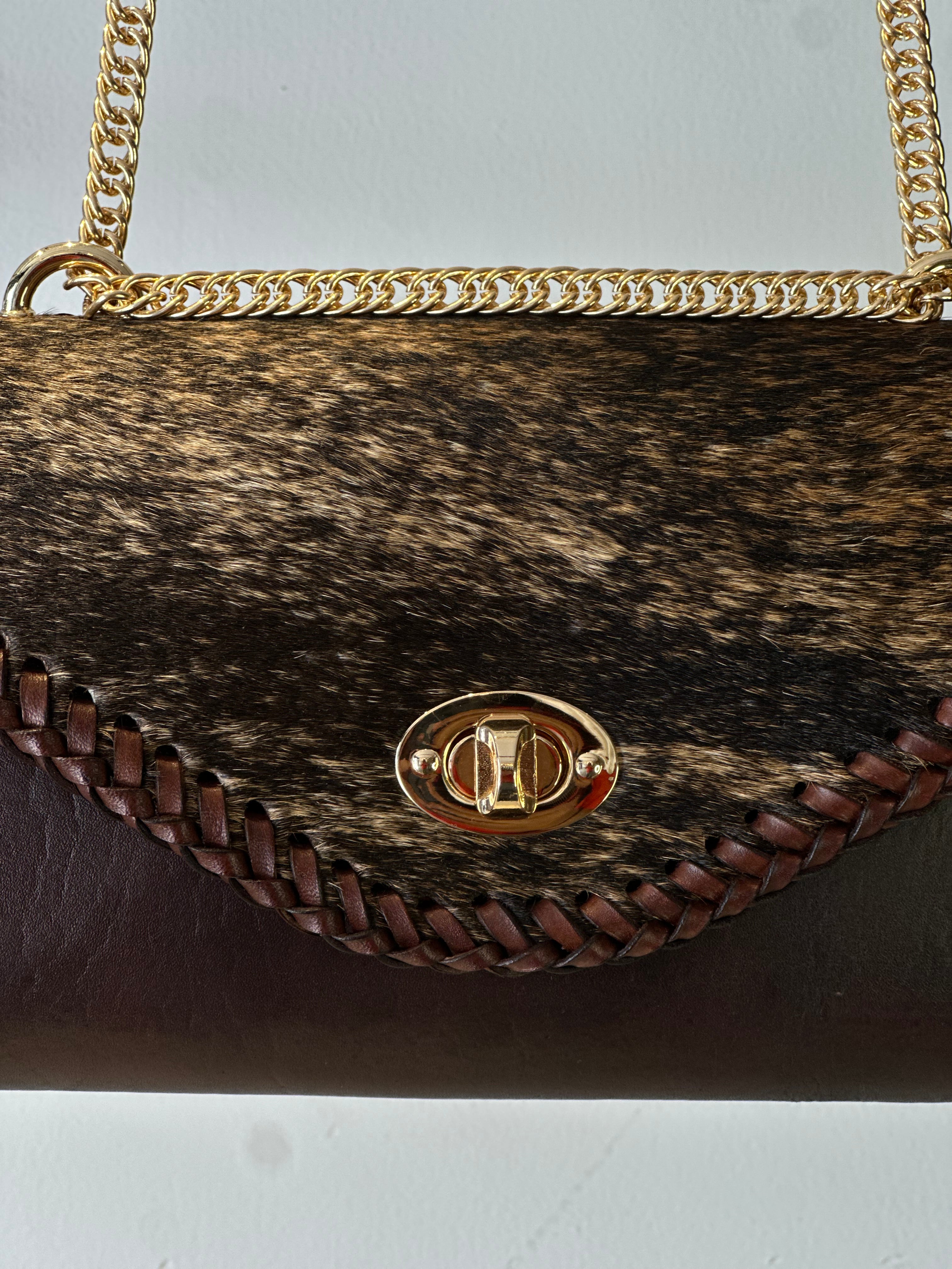 BOLSO ITZEL BARCINA GOLD 23