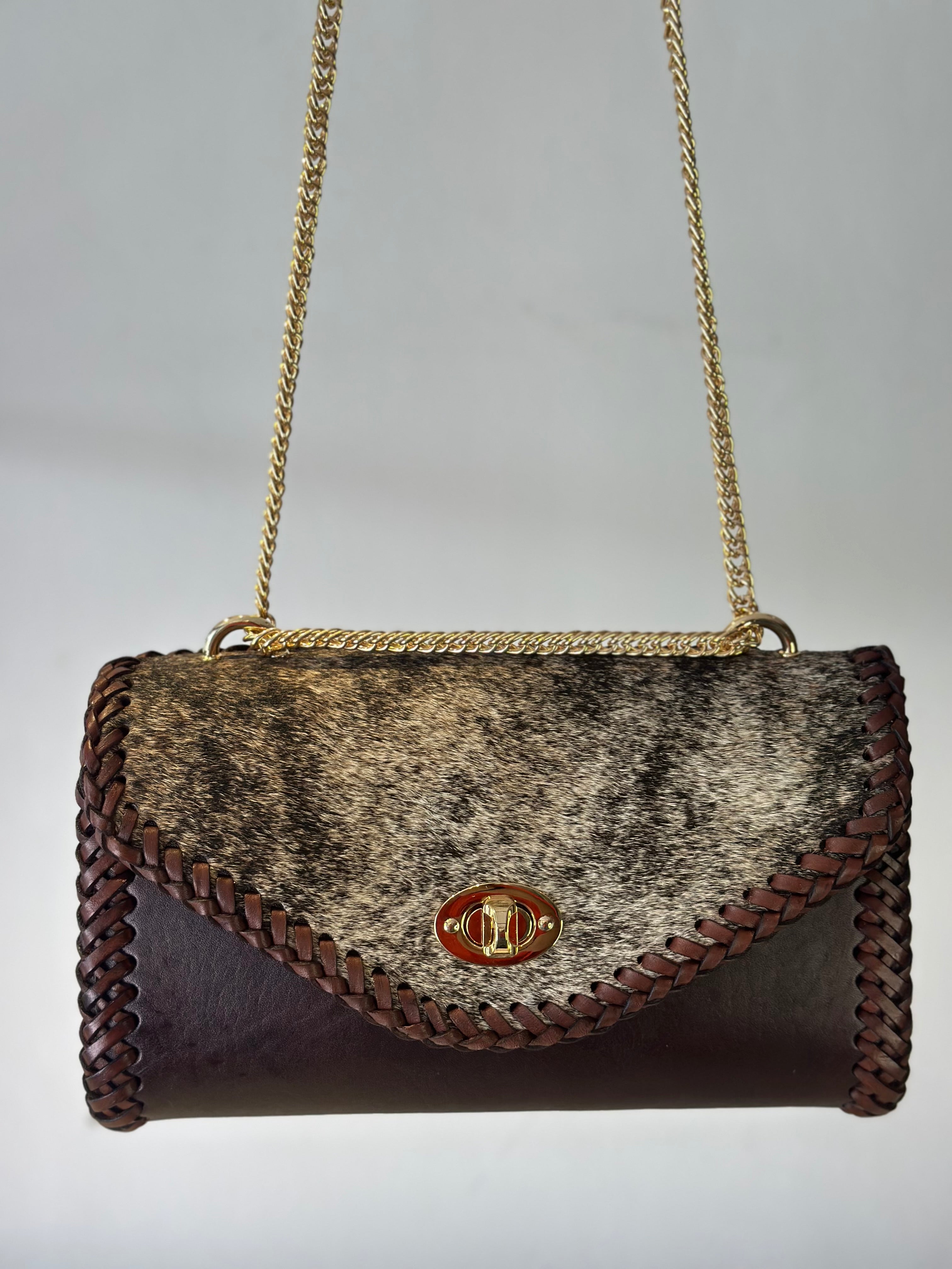 BOLSO ITZEL BARCINA GOLD 2